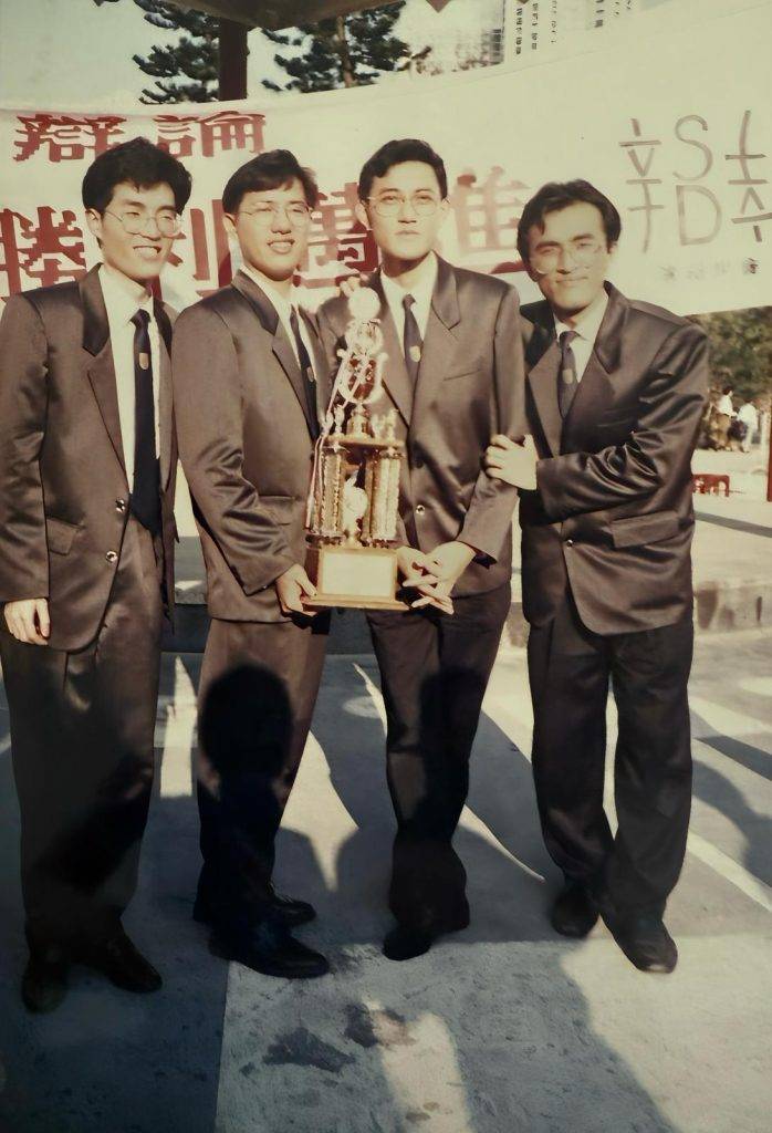 周國豐自小展開「比賽人生」，參加朗誦、唱歌、演講、繪畫等不同比賽。（圖片來源：受訪者提供）
