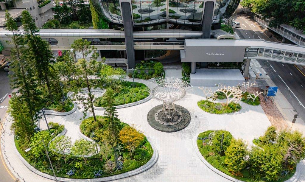 恒地與康文署攜手合作，將香港全新地標、恒地超甲級商業項目The Henderson旁邊的琳寶徑休憩花園。（圖片來源：恒地提供）