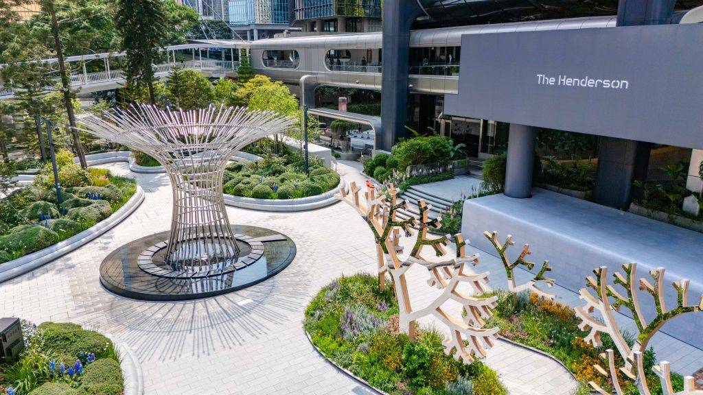恒地與康文署攜手合作，將香港全新地標、恒地超甲級商業項目The Henderson旁邊的琳寶徑休憩花園。（圖片來源：恒地提供）