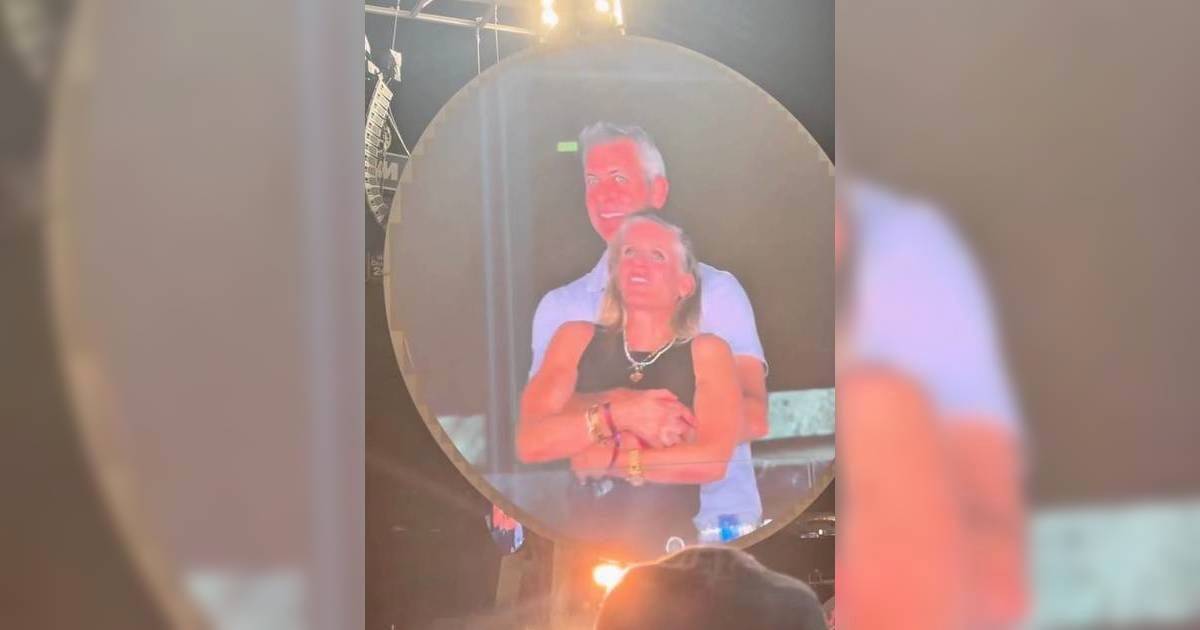AI公司CEO Coldplay演唱會偷食被大螢幕直播！主唱Chris Martin神回應引全場爆笑