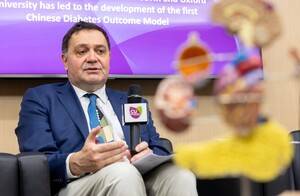 糖尿病 牛津大學健康經濟研究所所長Philip Clarke教授認為,針對特定族群建立預測模型,對支援當地醫療政策與資源分配具重要參考價值。(圖片來源:中大醫學院)