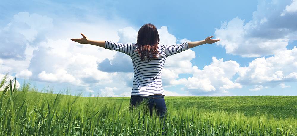 在堅毅的信念和親友的幫助下,曾依賴毒品的患者亦可走出過去的陰霾,遠離毒害,重新啟航人生。(圖片來源:醫管局提供)