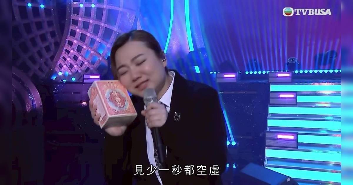 《中年好聲音》爆植入廣告爭議 唱情歌變賣藥 違反守則遭通訊局勸諭