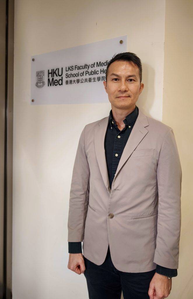 港大研究 太極拳 蕭明輝教授指出失眠患者可以將太極拳融入生活以治療失眠,自主改善睡眠品質及促進身心健康。(圖片來源:港大醫學院)