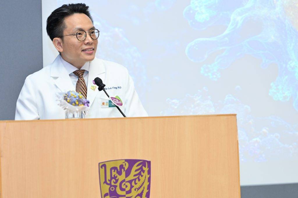 中大研究 肝癌 鄭詩樂教授表示,日後只需抽取肝癌患者的血液作檢測,如TREM2+比例高就可使用TREM2+ LAM抑制劑及PD-1抗體作聯合治療, 此治療策略已取得專利,團隊計劃就開創新型聯合療法進行臨床研究。(圖片來源:中大醫學院)