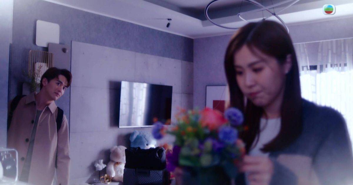非份之罪｜劉佩玥溫柔聲線演甜美人妻！木棉花下自拍一幕仙氣滿瀉 網民激讚：戀愛