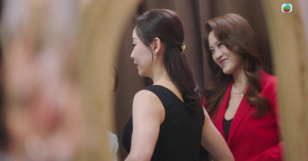 夫妻博弈｜48歲楊卓娜塑身衣look震驚網民！59歲袁潔儀演美魔女同樣搶鏡