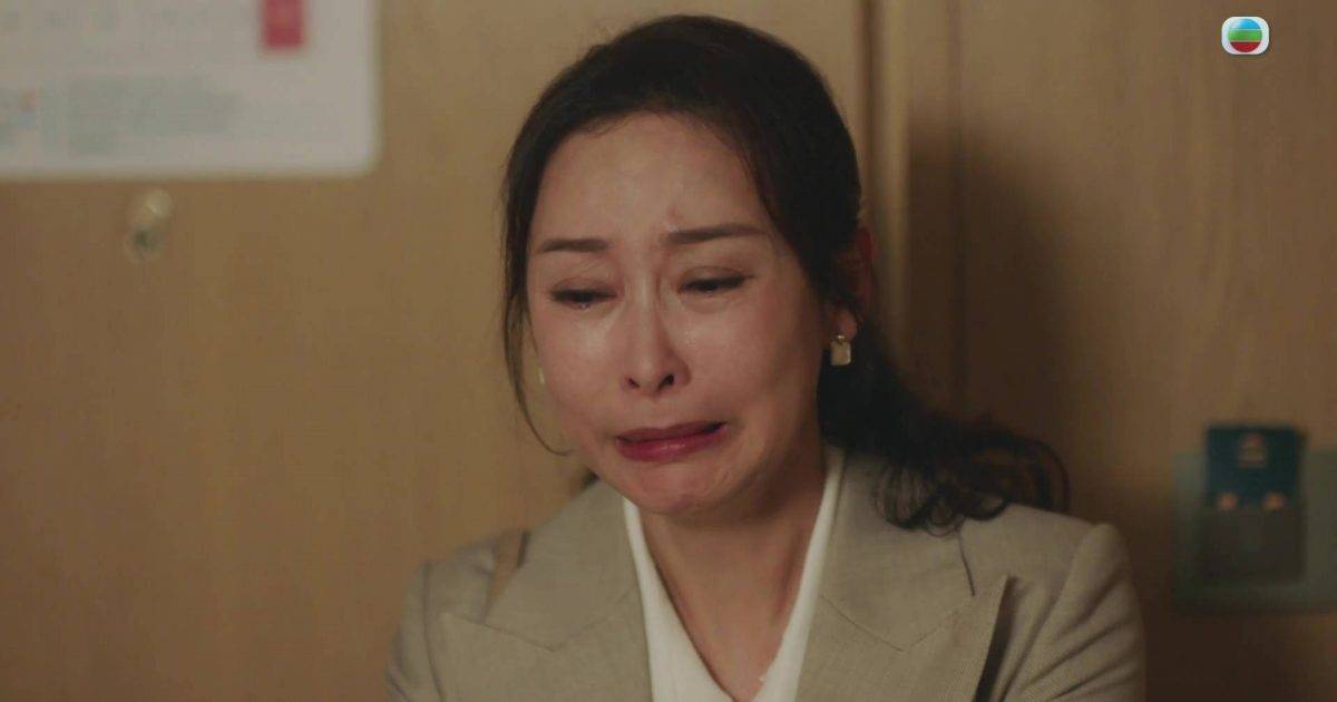 夫妻博弈｜楊卓娜捉姦在床爆喊！怒掟手袋攤牌 網民激讚神級演技